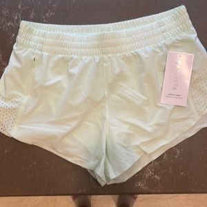 NWT Athleta 3” Hustle short